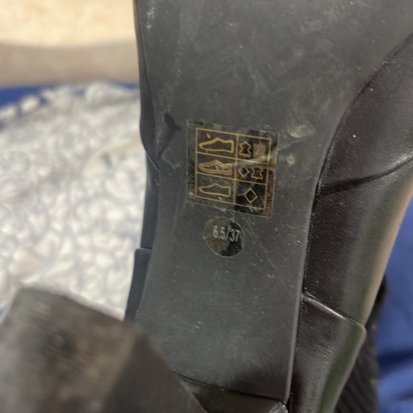❤️DKNYC Boots❤️ - Picture 7 of 7